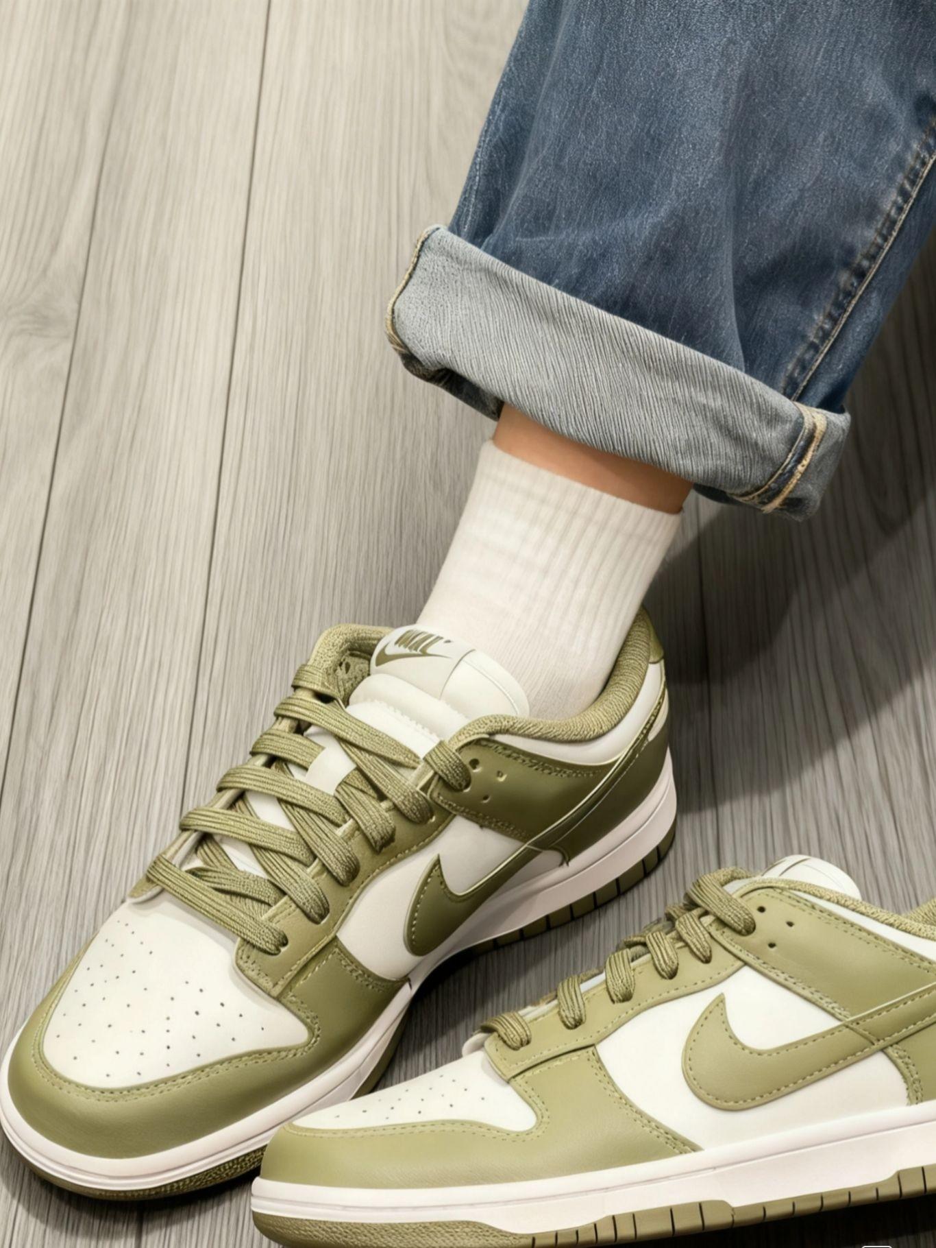 橄榄绿Dunk一周体验:好搭但走路是真累脚